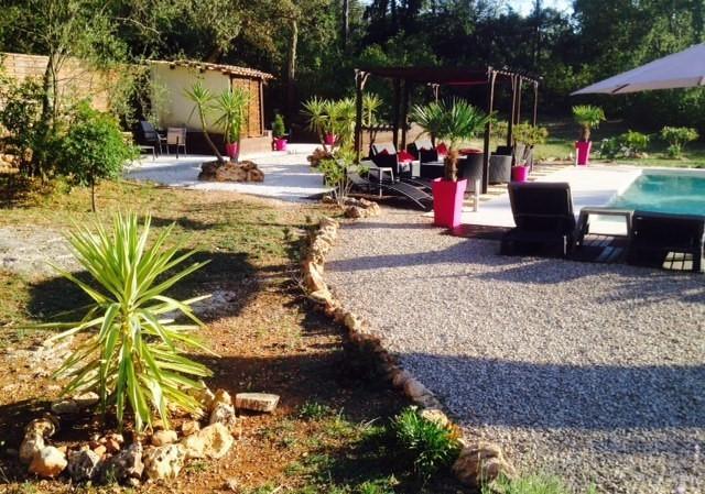 شقة La Bastide De L'Issole Besse-sur-Issole الغرفة الصورة